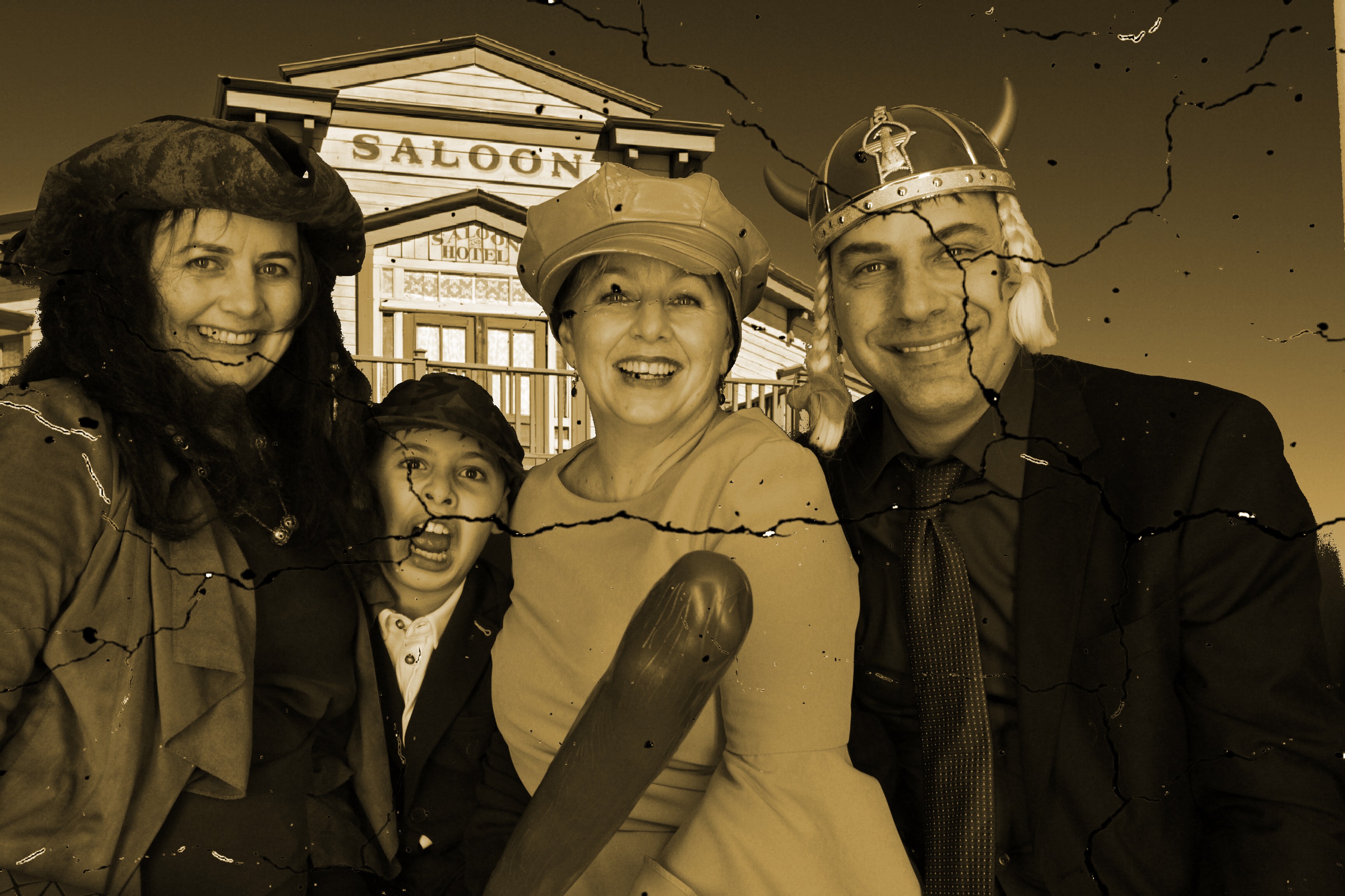 The Hanrahan Wedding | View more photos from the event at gallery.myphotoboothexperience.co.uk/u/MyPhotoBoothExperienceLtd/The-Hanrahan-Wedding